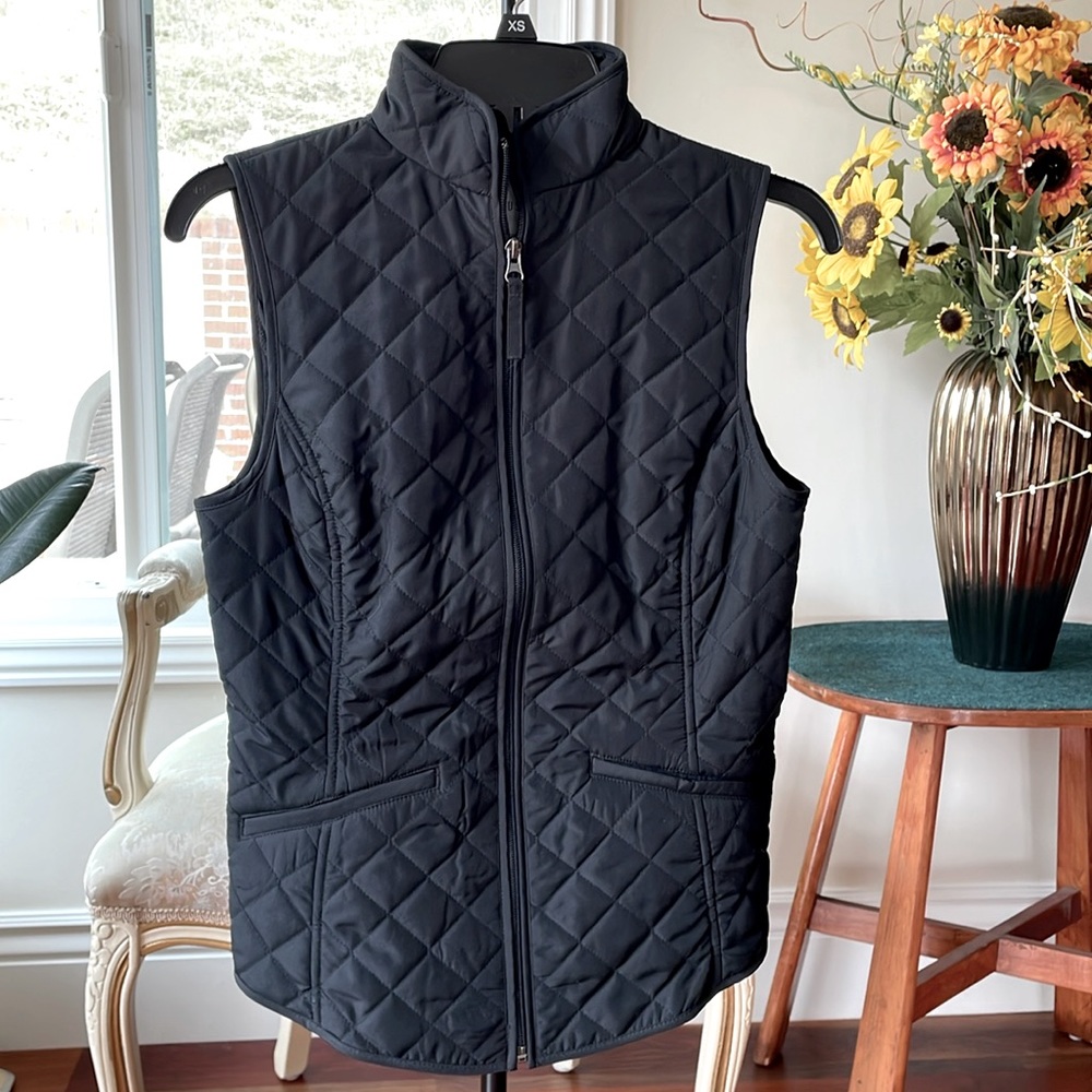 🌻2 for $25 — Women Quilted Vest, Black, Van Heusen Size XXS